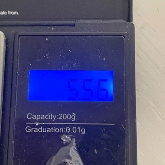 15” All About You gold tone Figaro chain necklace with “Donna” spelled in beads - Picture 6 of 8